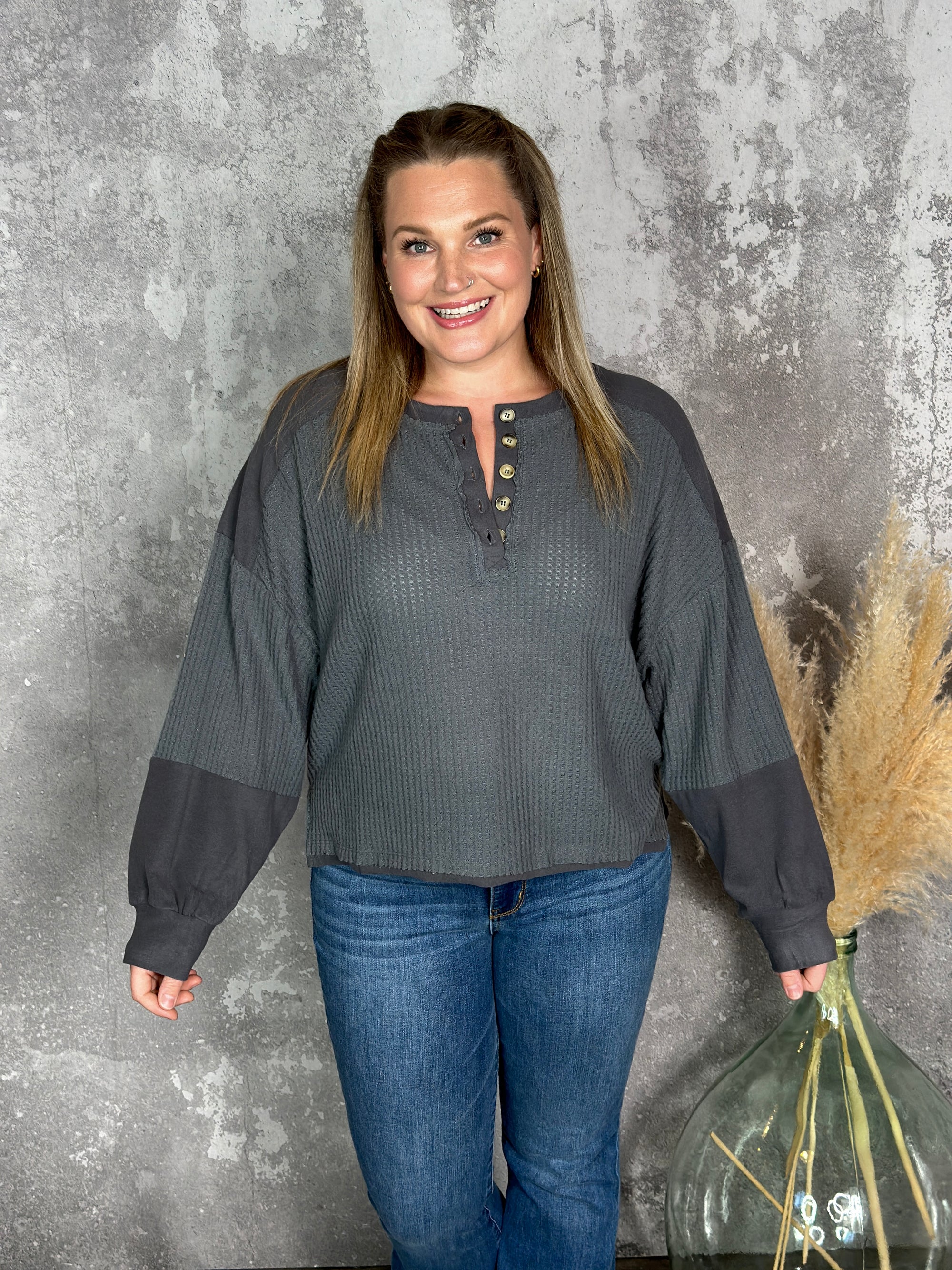 Long Sleeve Waffle Top with Buttons - Grey