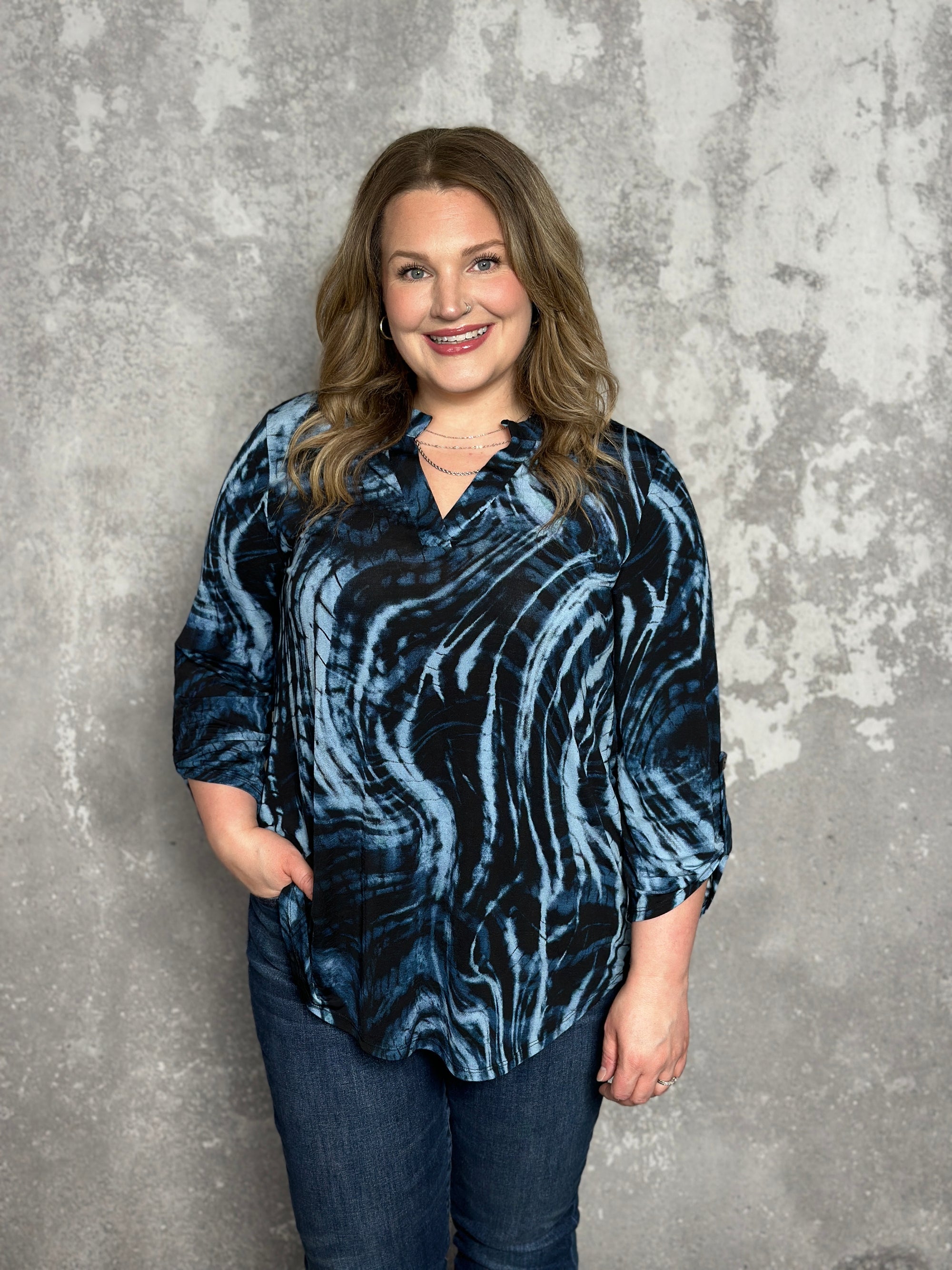 The Wrinkle Free Lizzie Top - Blue Swirl (Small - 3X)