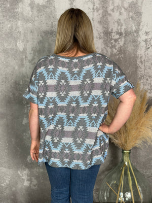 Short Sleeve Knit Geo Print Sweater (Small - 3X)