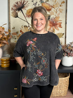 Mineral Wash Floral Embroidered Tee