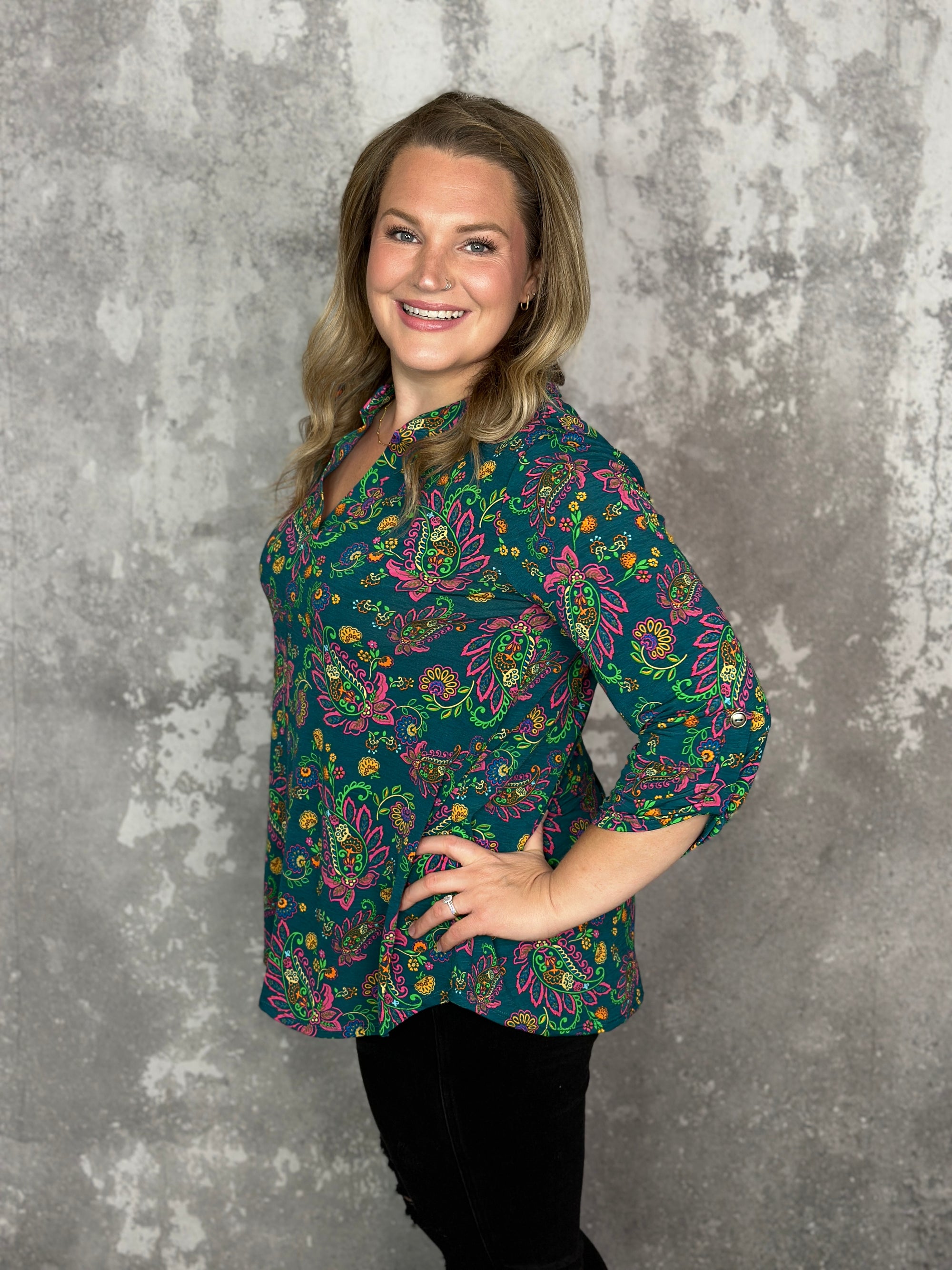 The Wrinkle Free Lizzie Top - Teal Paisley (Small - 3X)