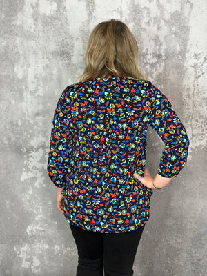 The Wrinkle Free Lizzie Top - Navy Primary Floral (Small - 3X)