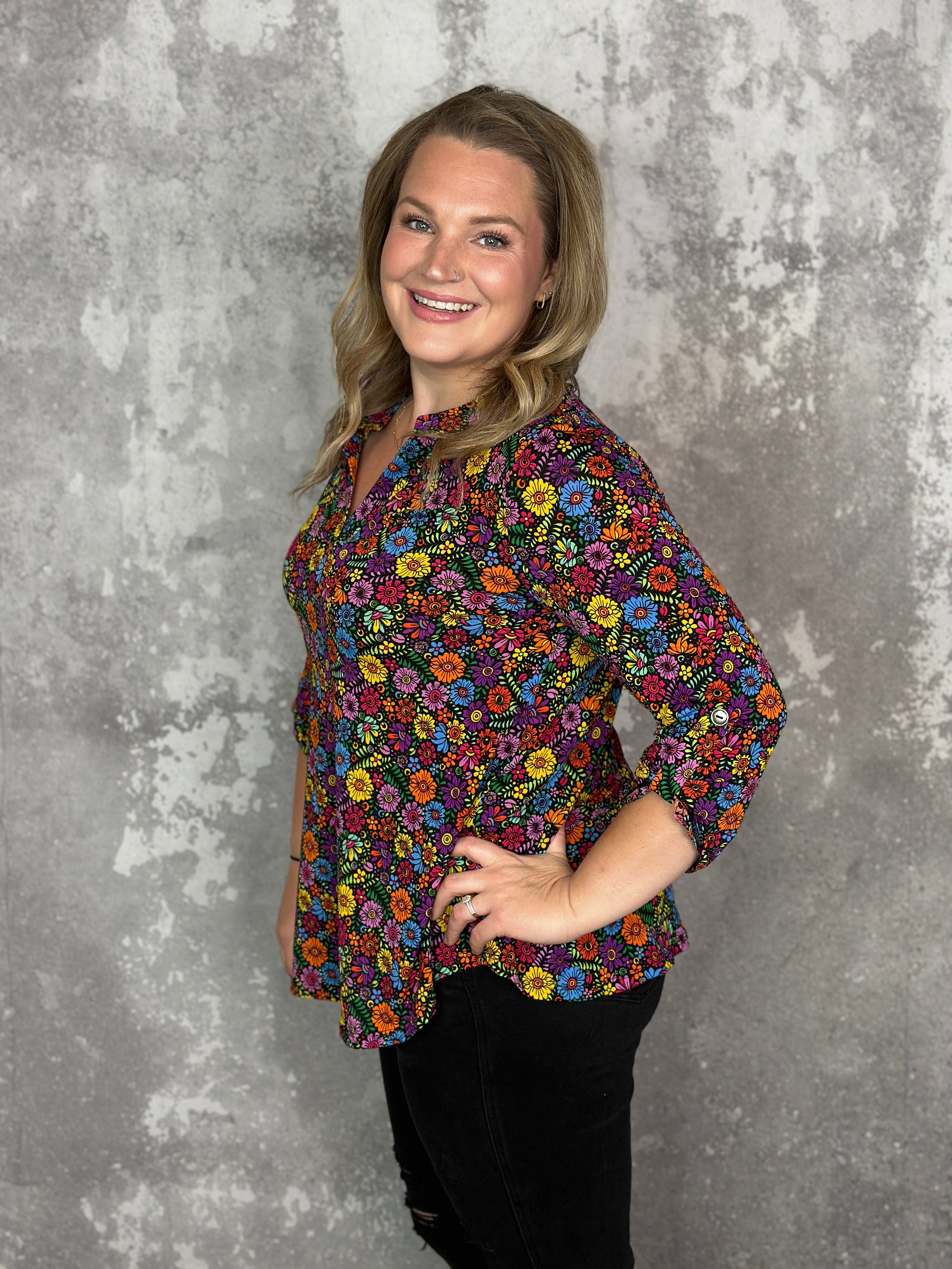 The Wrinkle Free Lizzie Top - Black Multi Fall Floral #1 (Small - 3X)