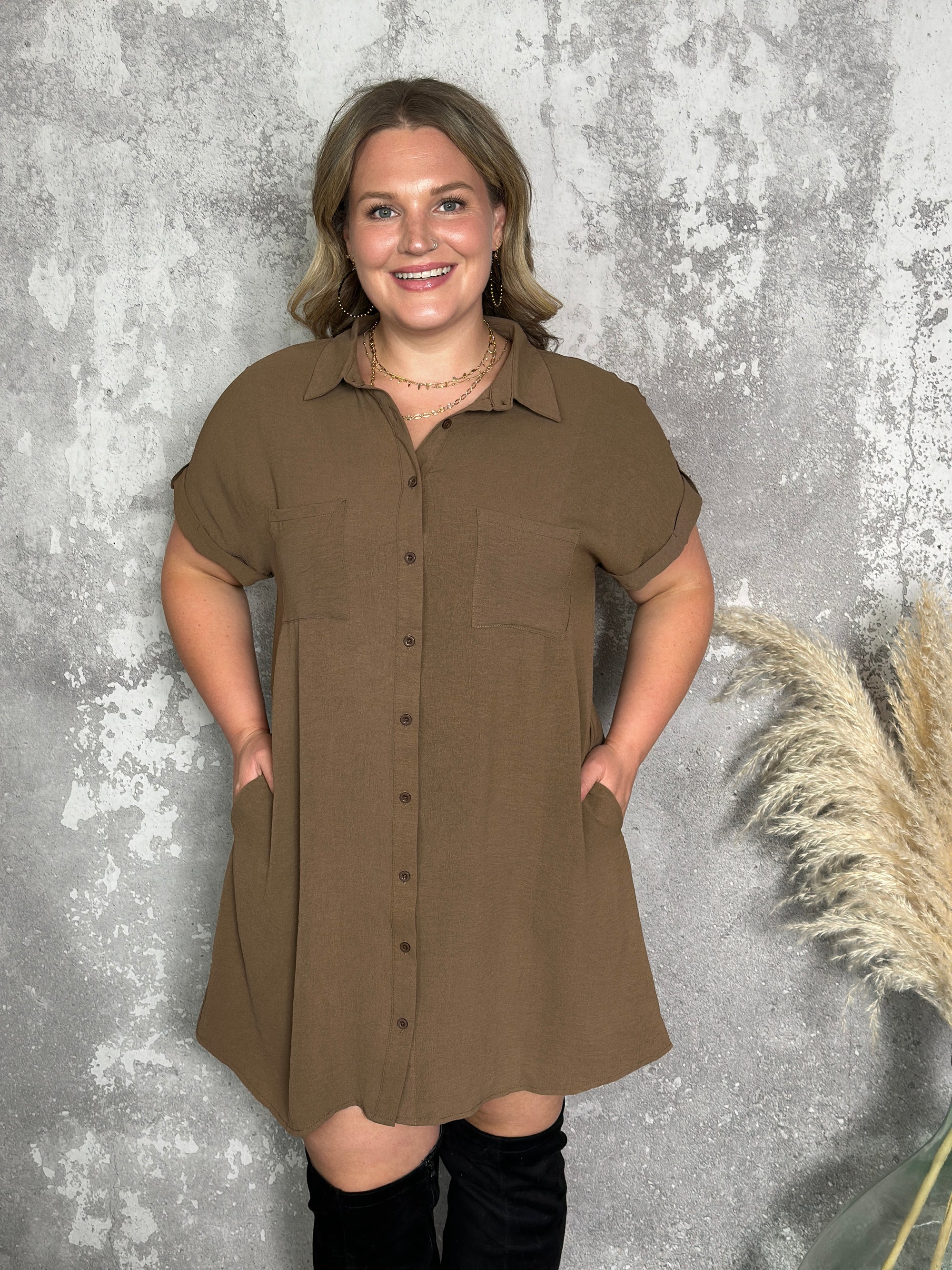 Airflow Pocket Collared Dress - Chocolate Brown