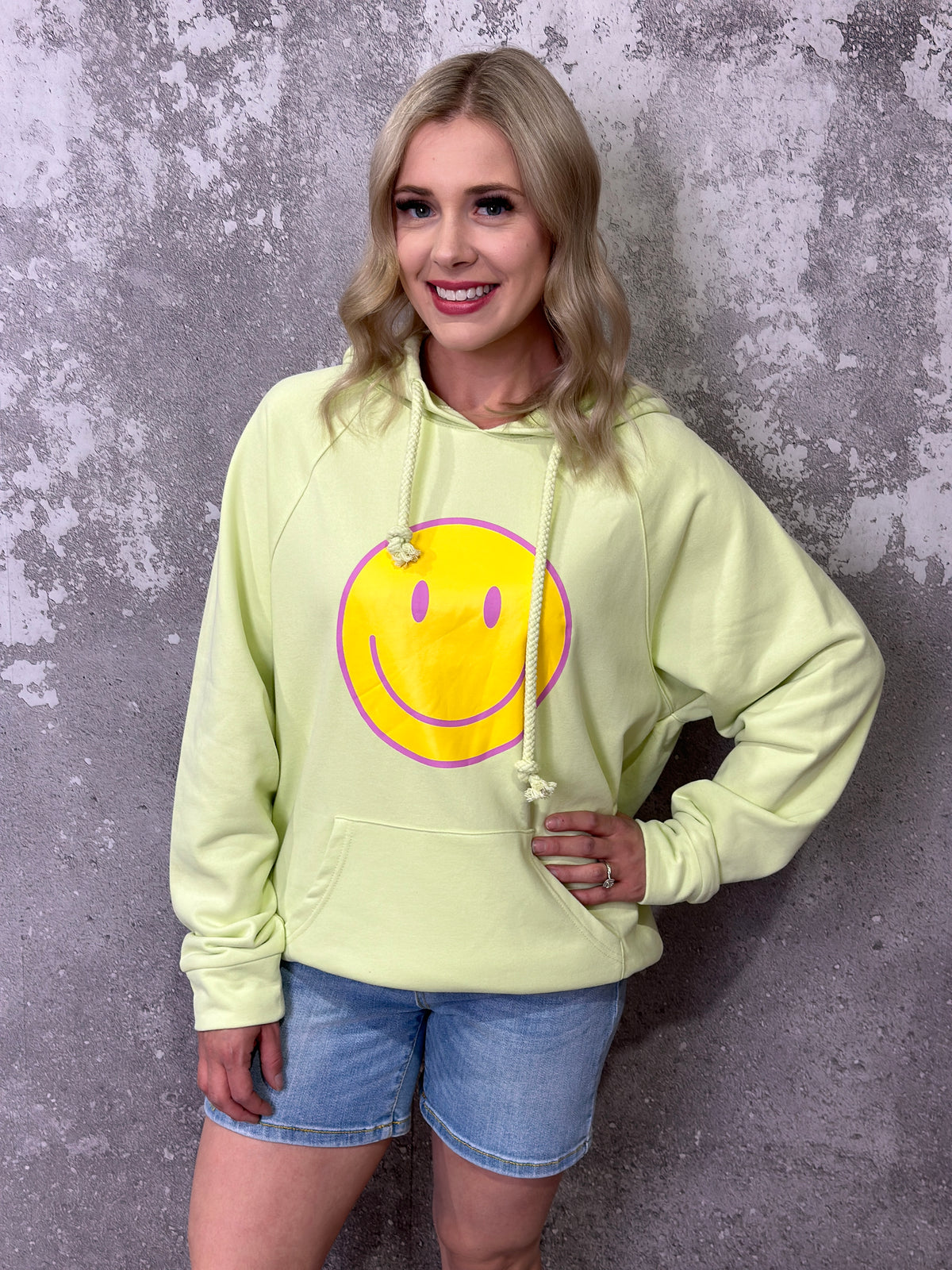 Hoodie top be happy